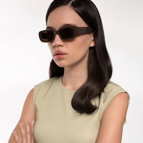 Anthropologie Matt and Nat Sunglasses - Picture 2 of 7